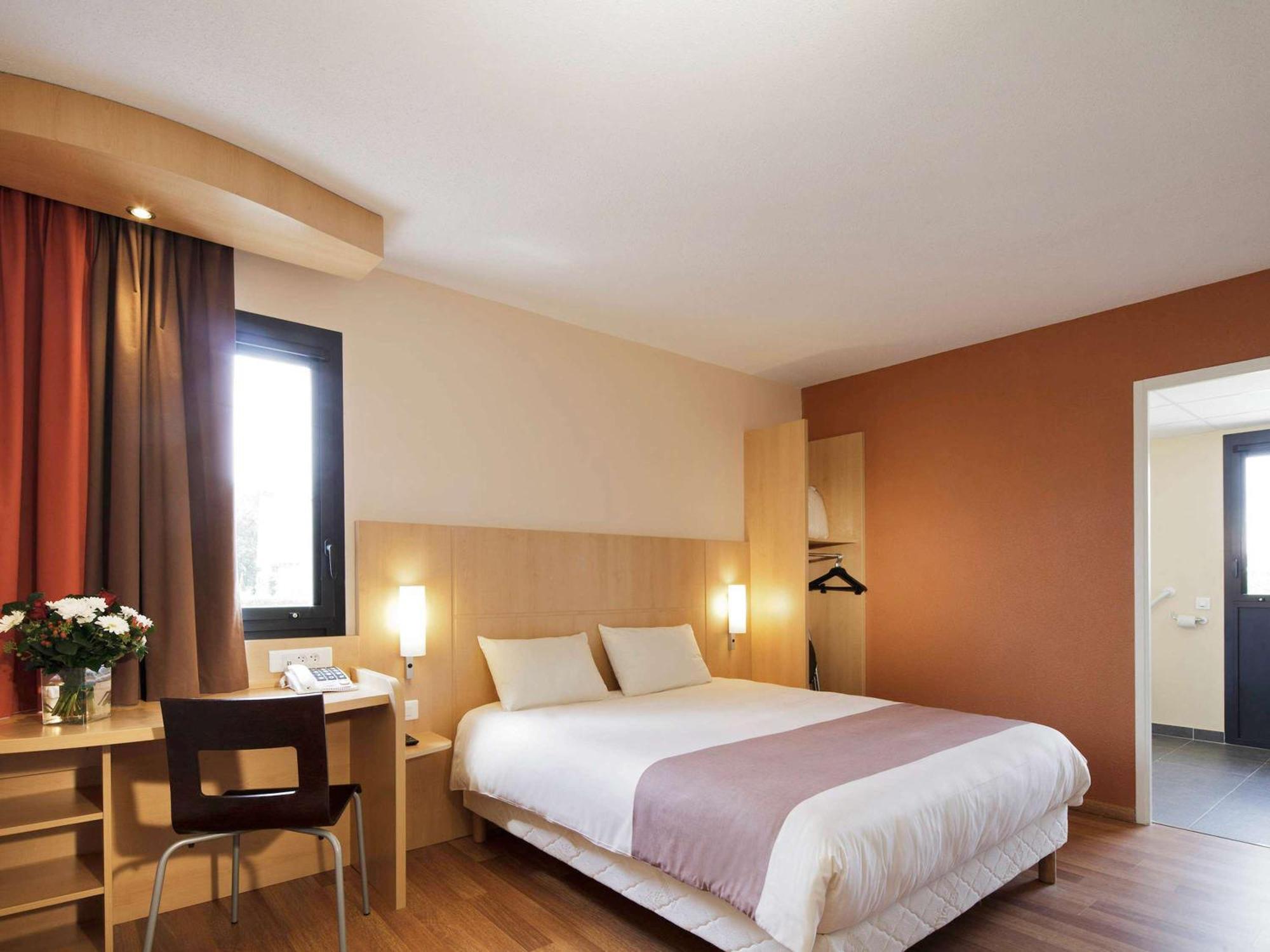 Hotel Ibis Guingamp Coeur De Bretagne Ploumagoar Luaran gambar