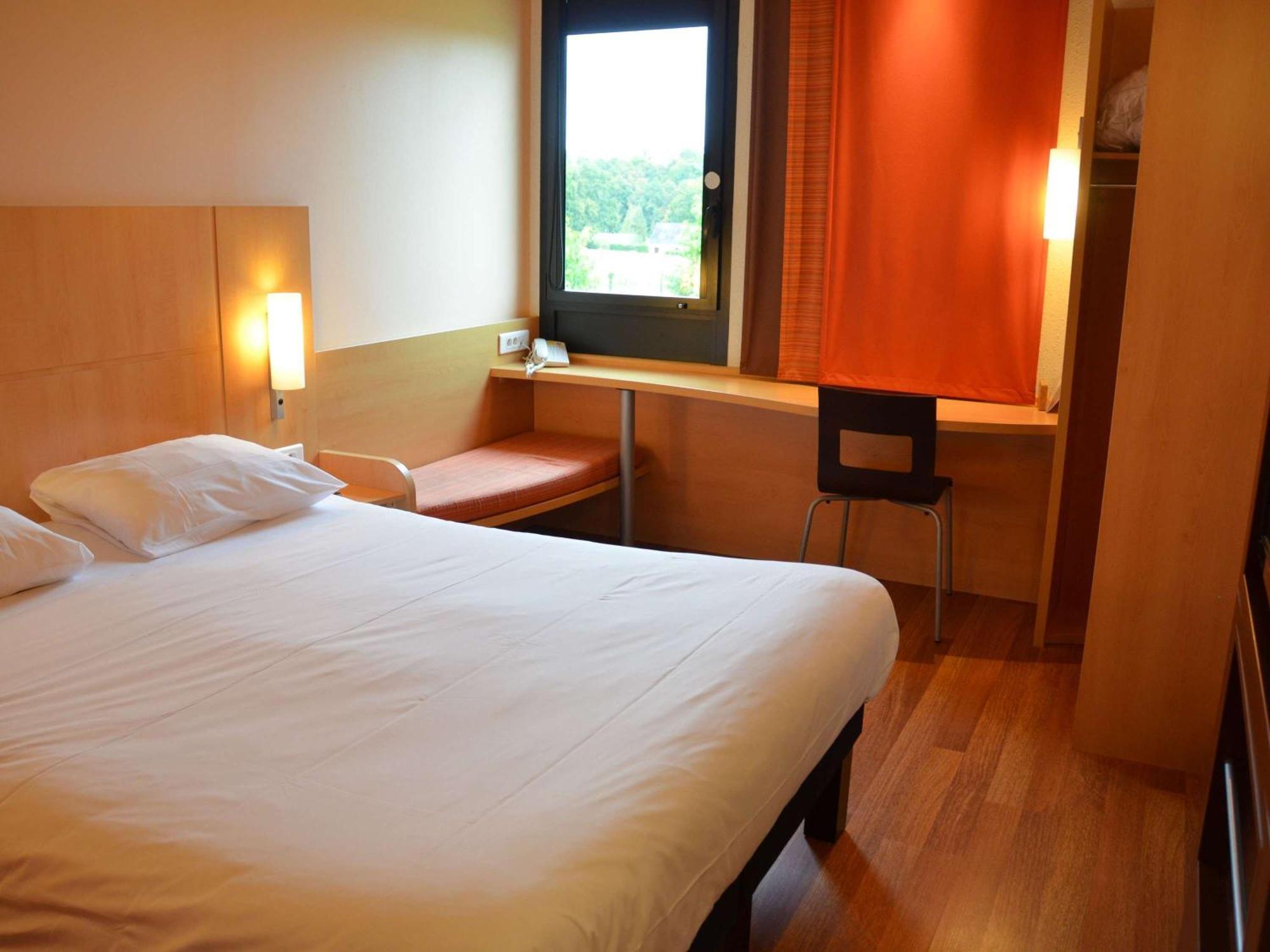 Hotel Ibis Guingamp Coeur De Bretagne Ploumagoar Luaran gambar