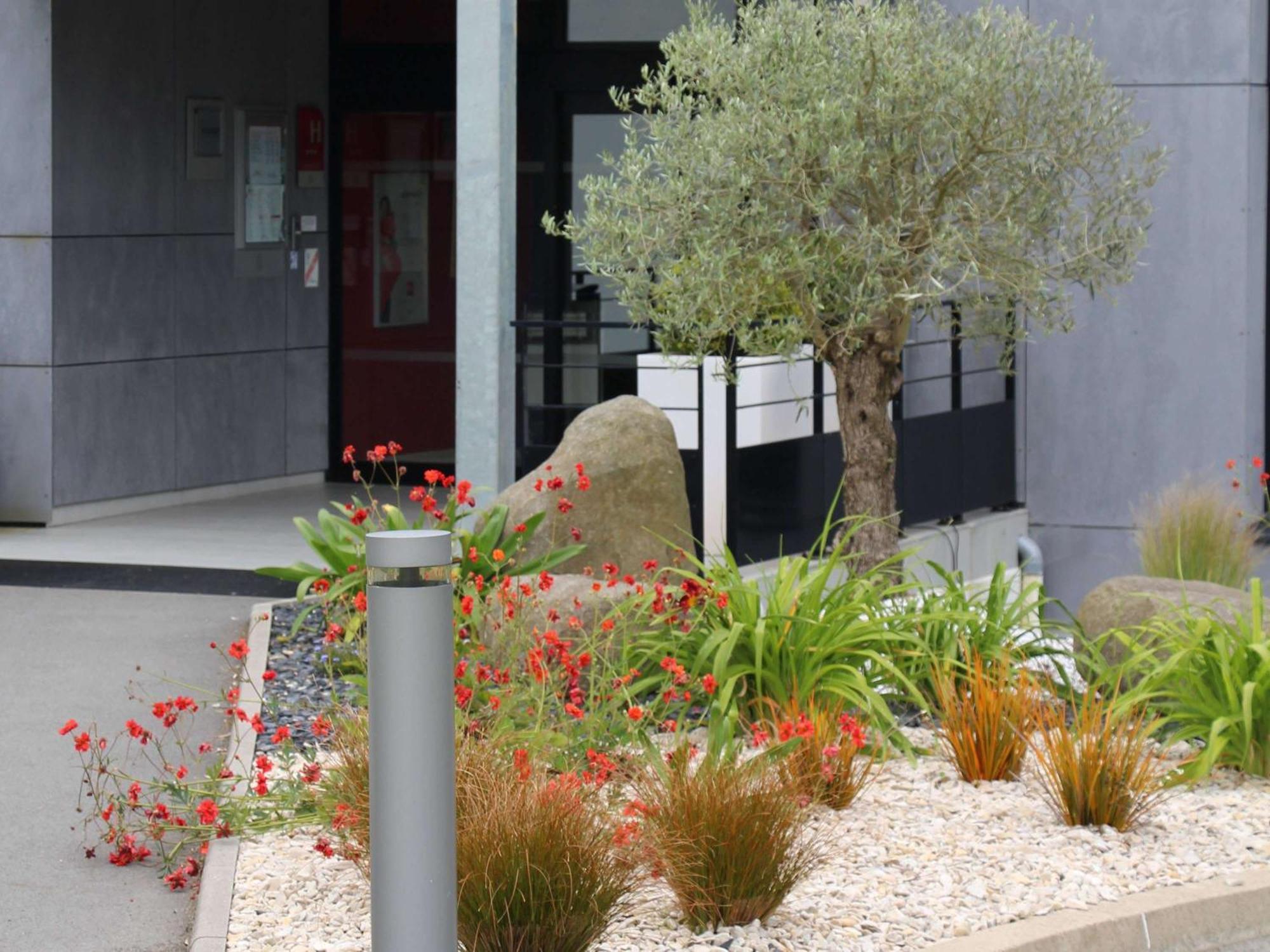 Hotel Ibis Guingamp Coeur De Bretagne Ploumagoar Luaran gambar