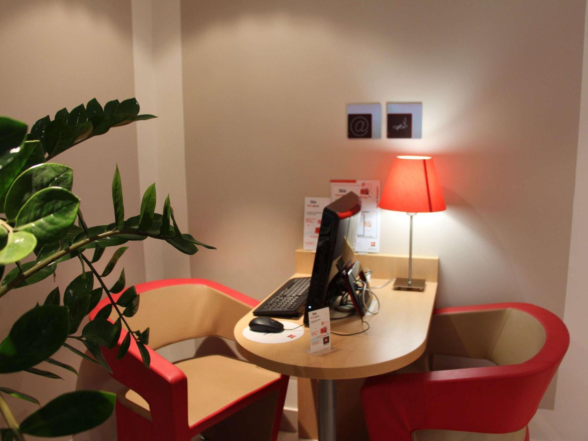 Hotel Ibis Guingamp Coeur De Bretagne Ploumagoar Luaran gambar